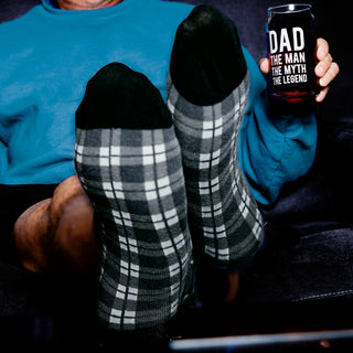 The Legend 16 oz Beer Can Glass and Sock Set