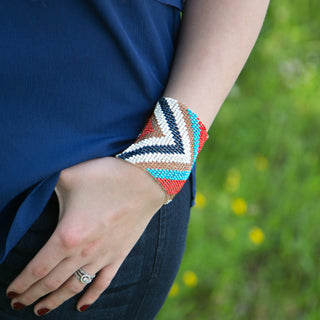 Parade 2.5" Beaded Stretch Bracelet