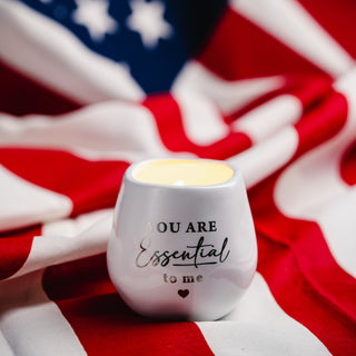 Essential 8 oz - 100% Soy Wax Candle Scent: Fresh Linen