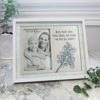 Never Doubt 9.75" x 8.25" Frame (Holds 4" x 6" Photo)