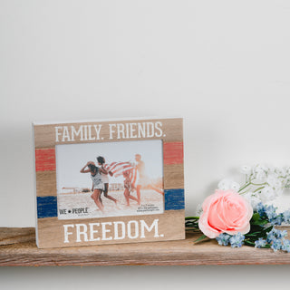 USA People 9" x 7.25" Frame (Holds 5" x 7" photo)