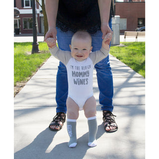 Mommy Wines 12-24 Months 3/4 Length Gray Sleeve Onesie