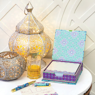 Create 5.25" x 5.25" x 1.75" Note Box